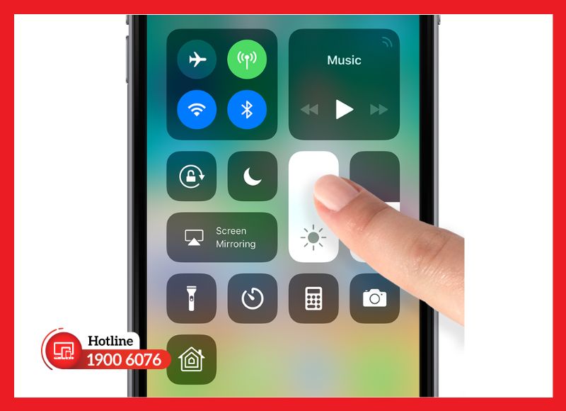 Điều chỉnh độ sáng giúp cải thiện màu màn hình