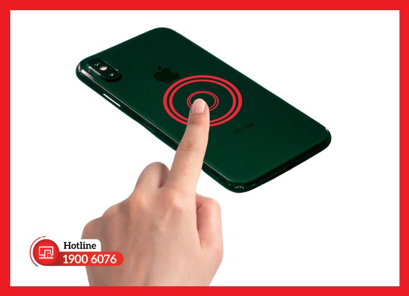 Gõ nhẹ mặt sau iPhone khi nghi ngờ lỏng cáp màn hình