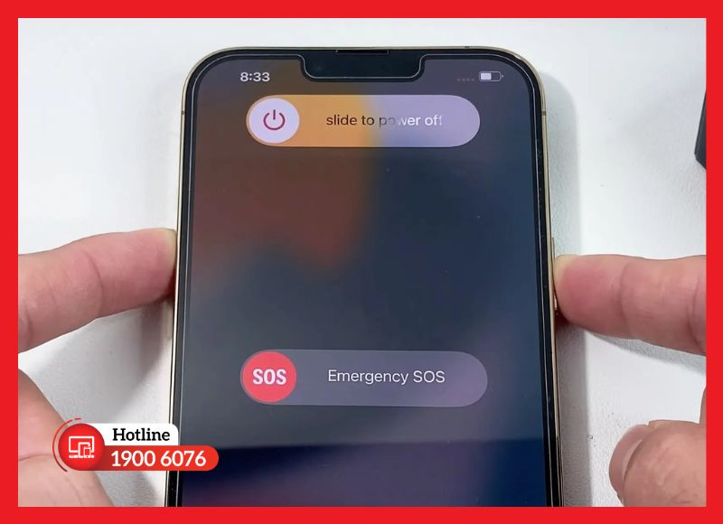 Khởi động lại iPhone để xử lý lỗi cảm ứng tạm thời