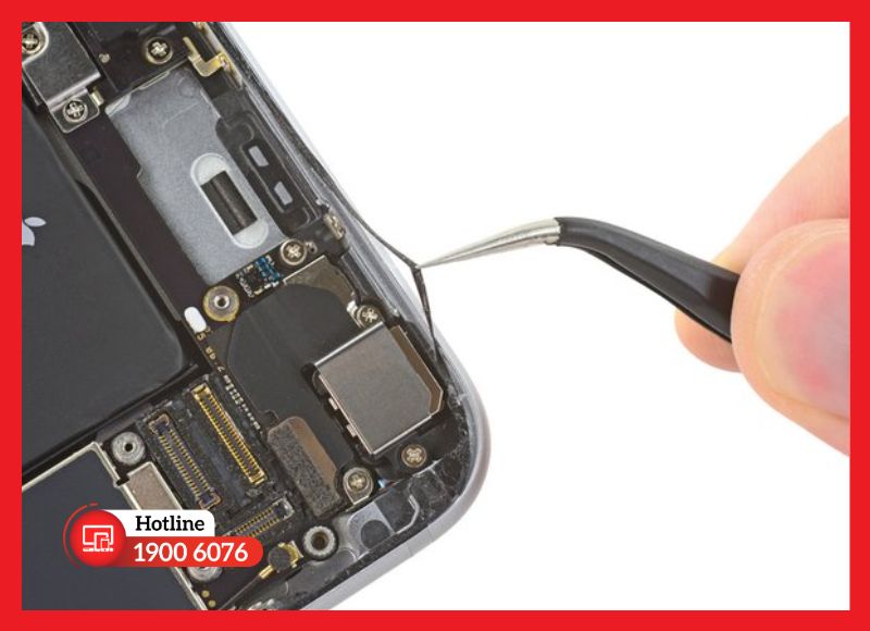 Ron và keo chống nước giúp iPhone giữ độ kín khi sử dụng